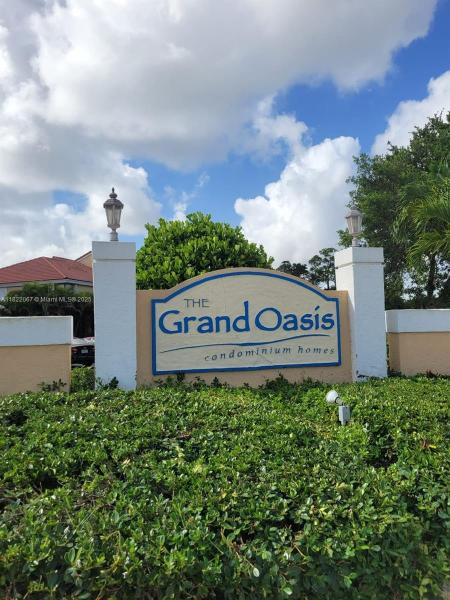 GRAND OASIS CONDO
