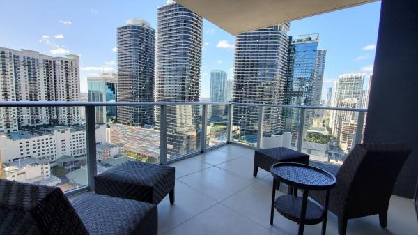 1010 BRICKELL AVE #2511, MIAMI, FL 33131