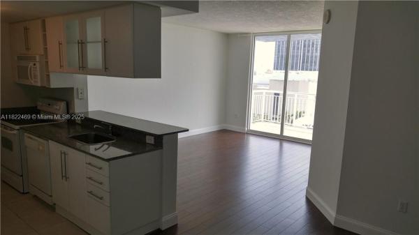 1800 Biscayne Plaza Condo