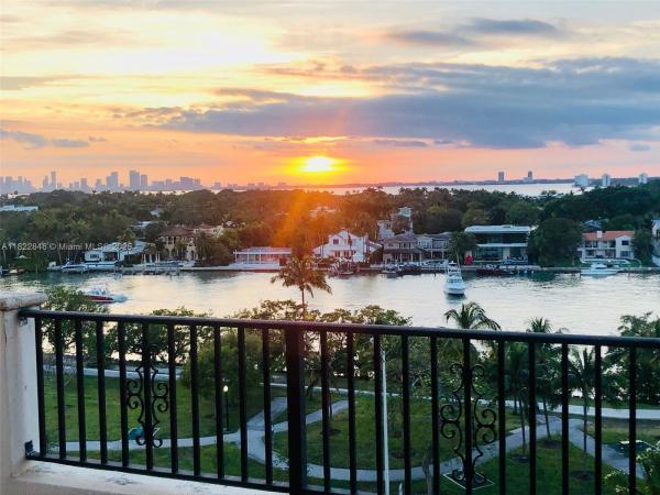 FLORIDA TOWERS CONDO