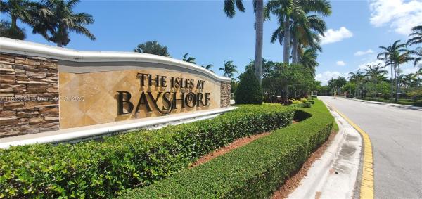 THE COURTS AT BAYSHORE I