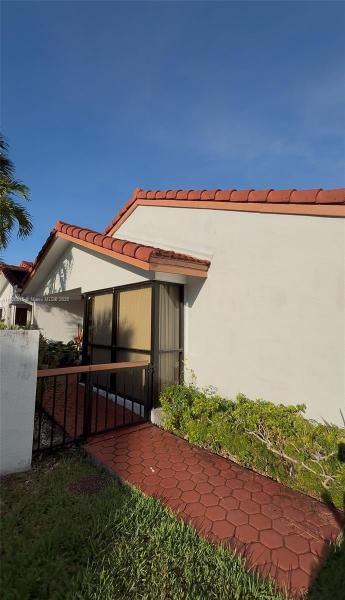 HIGHLANDS AT KENDALL LKS