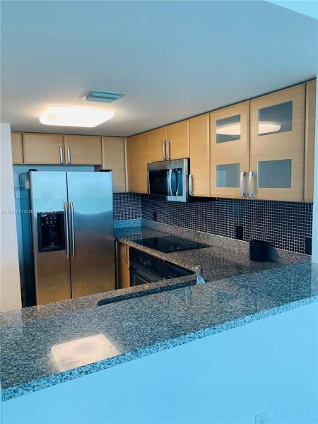 2101 BRICKELL AVE #2611, MIAMI, FL 33129