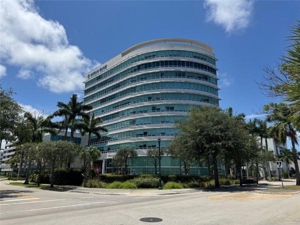 ONE AVENTURA EXECUTIVE CENTER