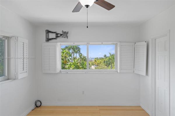 HARBOUR HILL CLUB CONDO