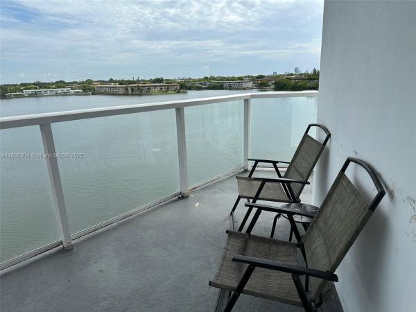 BUCKLEY TOWERS CONDO - WE