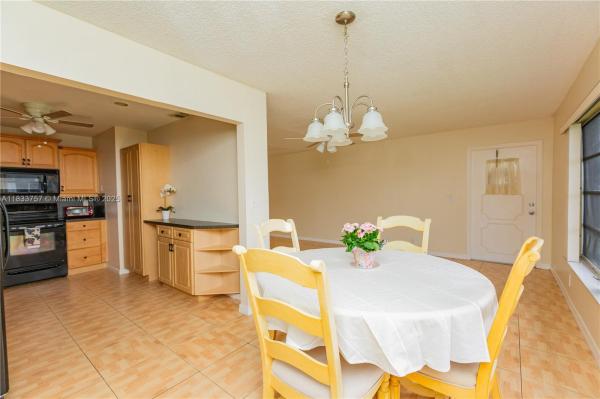 LAUDERDALE WEST CONDO NO