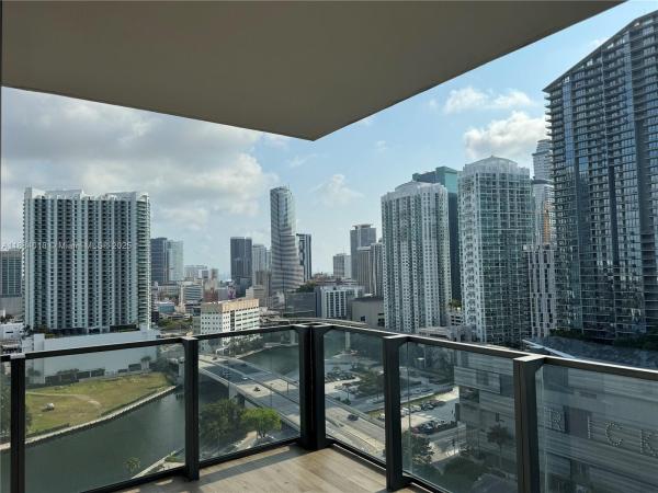 88 SW 7TH ST #1711, MIAMI, FL 33130