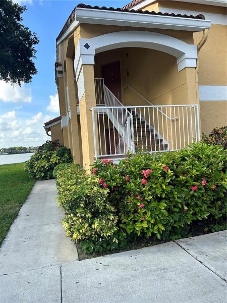 SAILBOAT POINTE CONDO