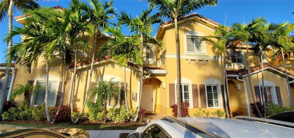 LEEWARD AT ISLAND AT DORAL