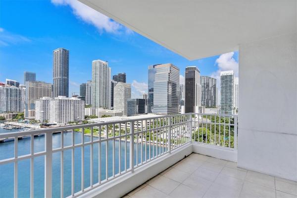 COURVOISIER COURTS CONDO