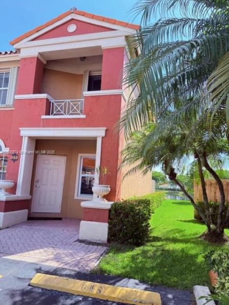 The Gates At Doral Isles