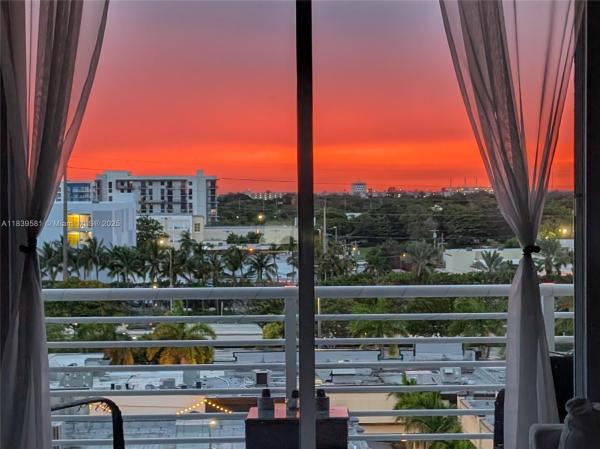 2775 NE 187TH ST #PH10, AVENTURA, FL 33180