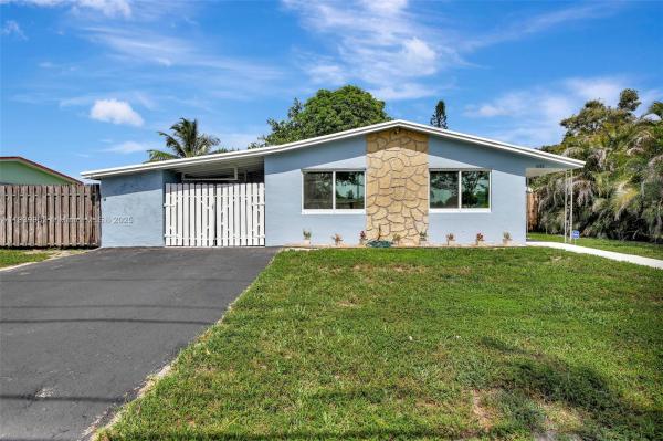 SUNRISE GOLF VILLAGE SEC