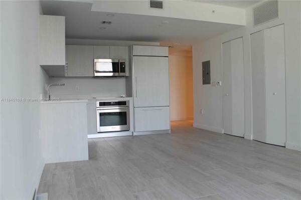 BRICKELL HEIGHTS EAST CON