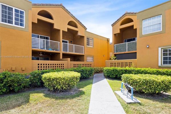 SOLEIL AT FONTAINEBLEAU C