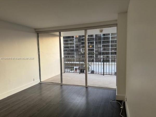 BRICKELL PLACE CONDO