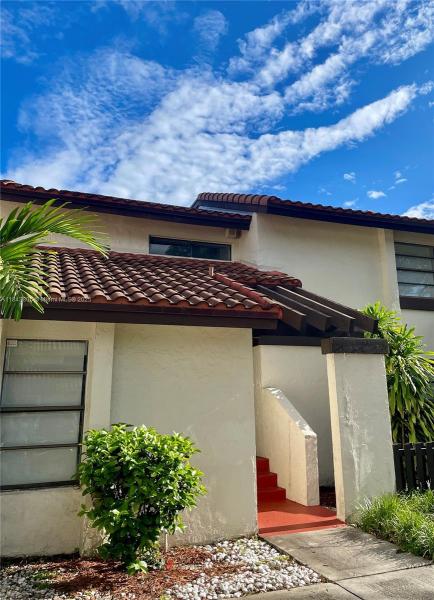 CROSSINGS VILLAGE HOMES C