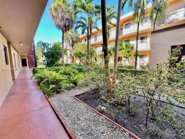 WEST FLAGLER HERITAGE NO