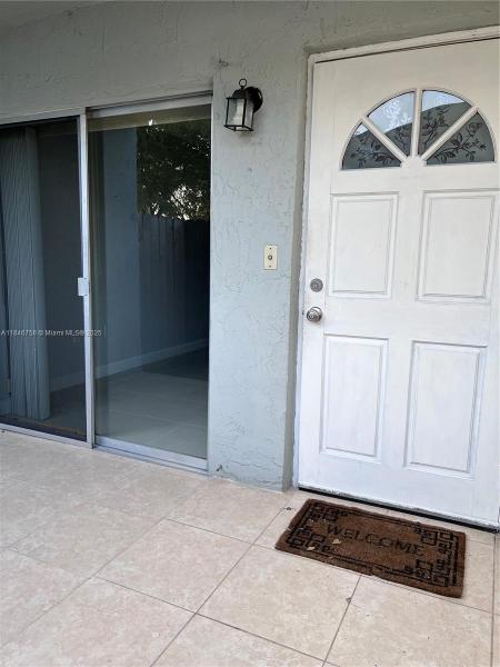 TENNIS VIEW CONDO PH I