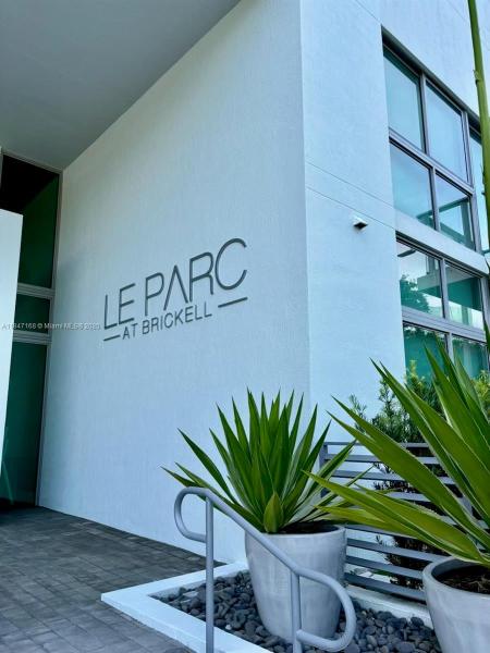 LE PARC AT BRICKELL CONDO