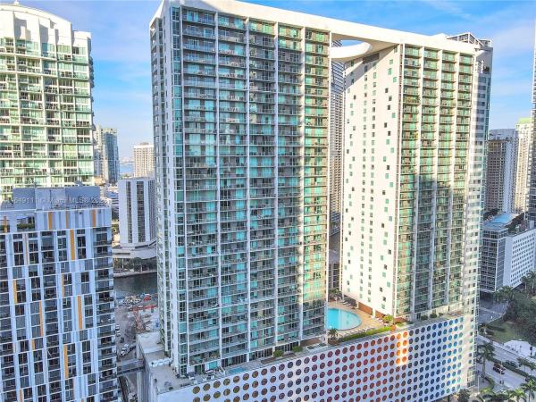 500 BRICKELL WEST CONDO