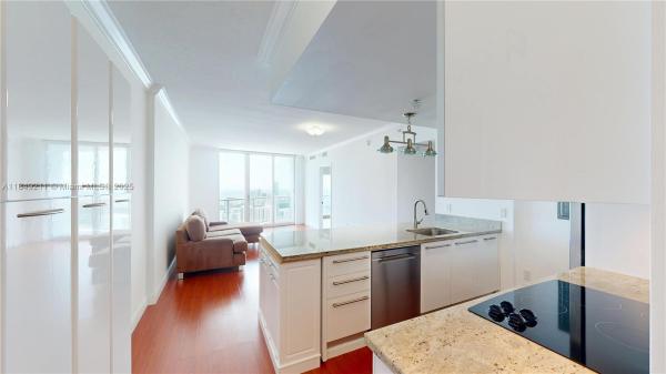 LATITUDE ON THE RIVER CON