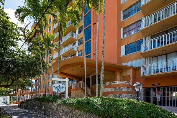 WATERSIDE TOWERS CONDO