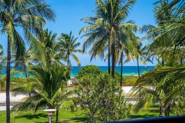 1390 OCEAN DRIVE CONDO