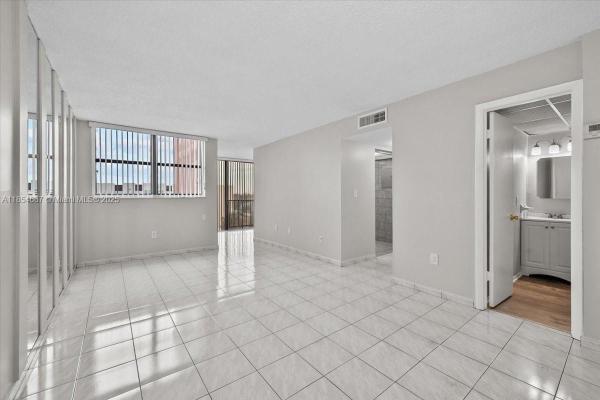 VERSIALLES GARDENS II CON