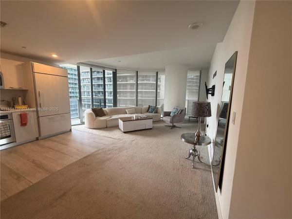 BRICKELL HEIGHTS EAST CON