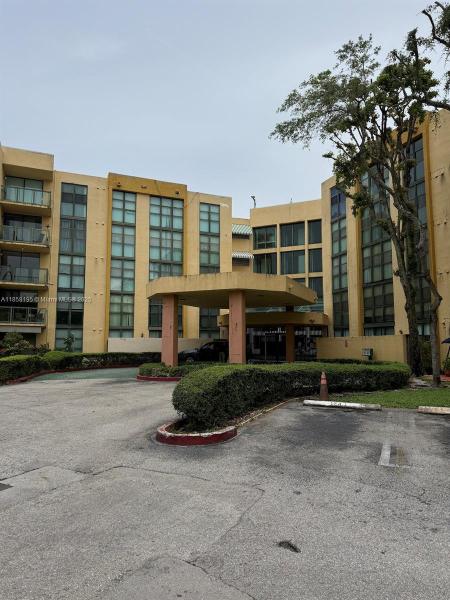 INTERNATIONAL PARK I COND