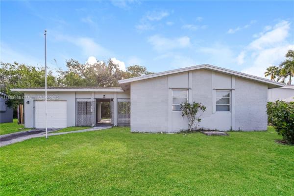 SUNRISE GOLF VILLAGE