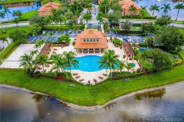 EGRET LAKES ESTATES SEC 8