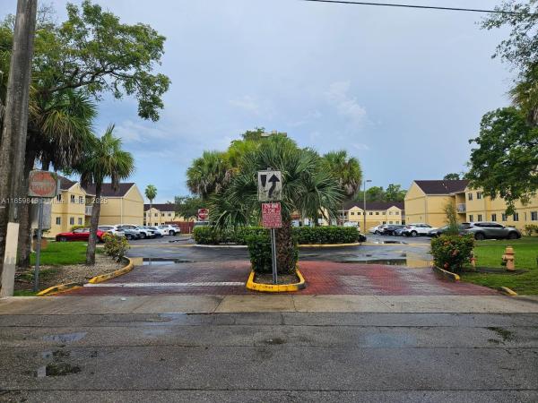 WILLOW WALK OF KENDALL