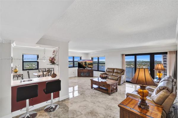 1201 S OCEAN DR #1711S, HOLLYWOOD, FL 33019