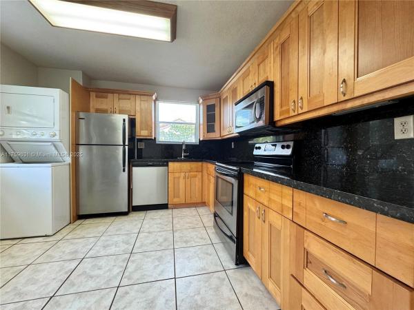 CLUB QUARTERS AT RAINTREE