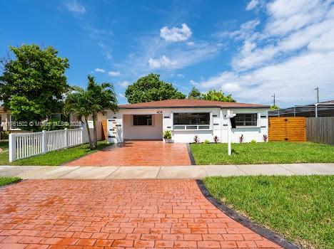 HALLANDALE GARDEN PARK