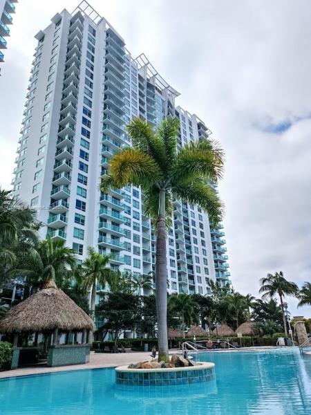 2681 N FLAMINGO RD #302S, SUNRISE, FL 33323