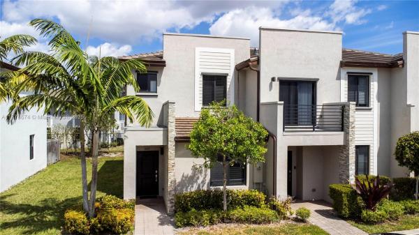 VIA VENTURA NEIGHBORHOOD