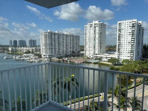 2801 NE 183RD ST #1015W, AVENTURA, FL 33160