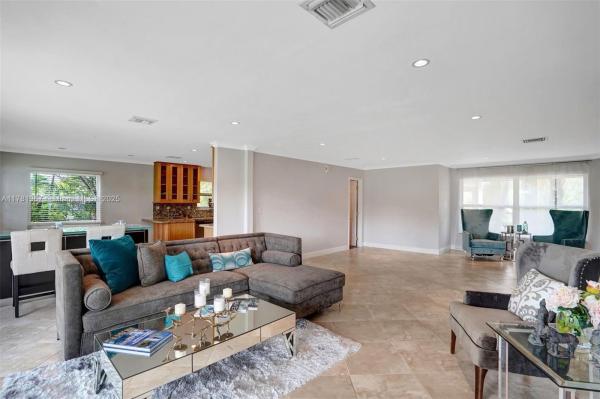 MIDDLE RIVER ESTATES