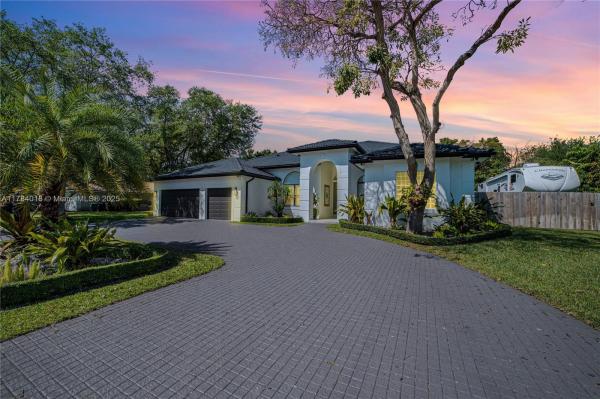 CUTLER COUNTRY GROVES PLA