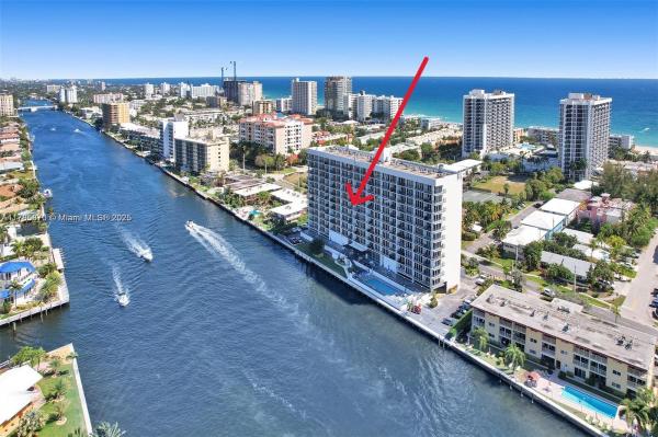 SILVER THATCH INTRACOASTA