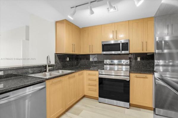 NURIVER LANDING CONDO