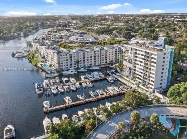 RIVER RUN CONDOMINIUM