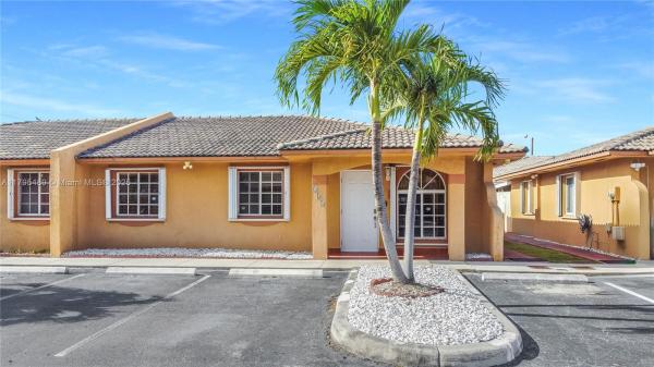 WESTVIEW VILLAS II CONDO