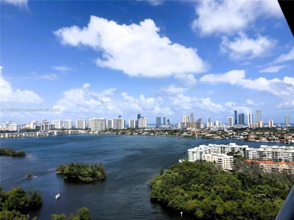 THE HARBOUR NORTH CONDO