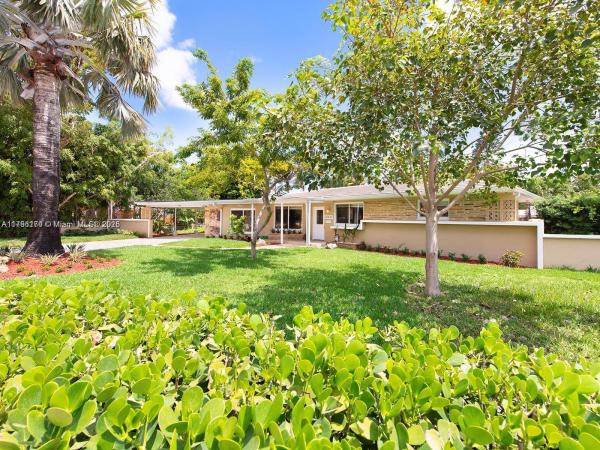 MIAMI SHORES ESTATES