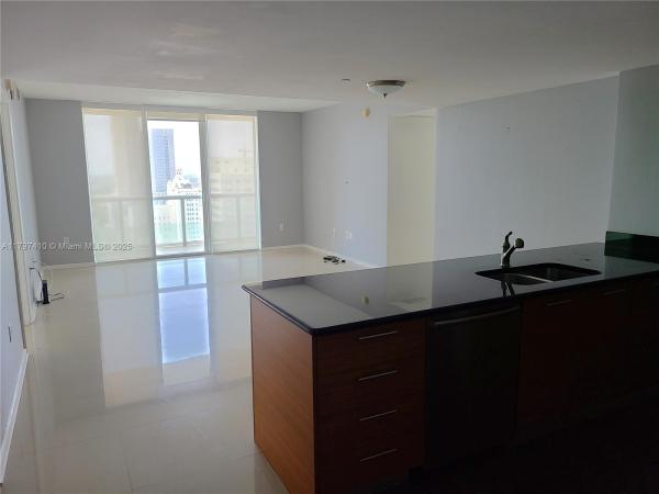50 BISCAYNE CONDO